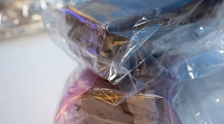 Polizisten entdeckten die Drogen in einer Schachtel im Wagen. (Symbolbild) / Foto: Sven Hoppe/dpa