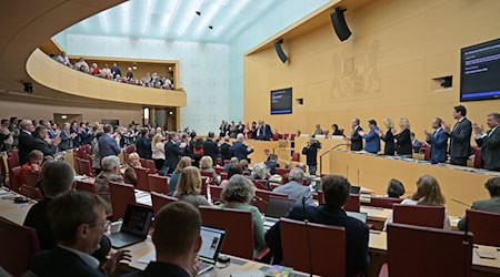 Die Opposition übt scharfe Kritik an der Staatsregierung. / Foto: Malin Wunderlich/dpa