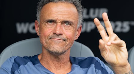 Luis Enrique äußert sich zum Champions-League-Duell mit dem FC Bayern. / Foto: Sven Hoppe/dpa