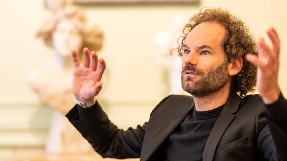 Jede Menge Abenteuer warten auf den Pumuckl, wieder gesprochen von Maxi Schafroth. (Archivbild) / Foto: Lennart Preiss/dpa