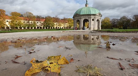 Vor allem an den Vormittagen müssen die Menschen mit Regen rechnen. (Symbolbild) / Foto: Karl-Josef Hildenbrand/dpa
