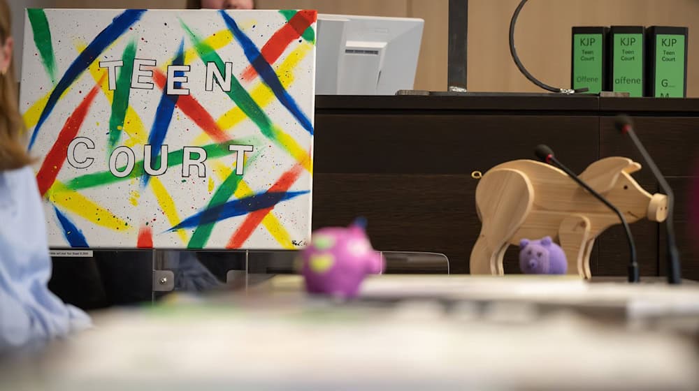 Schülergerichte gibt es seit 25 Jahren in Deutschland. (Archivbild) / Foto: Sebastian Christoph Gollnow/dpa