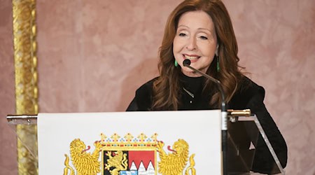 Sieht die Auszeichnung auch als Ansporn: Schlagersängerin Vicky Leandros. / Foto: Malin Wunderlich/dpa