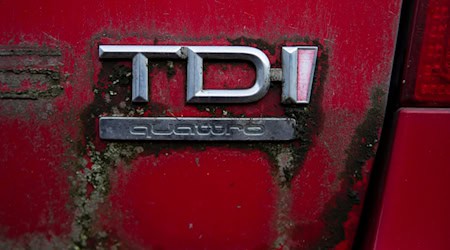 Der Audi-Dieselskandal hat für vier ehemalige Mitarbeiter - darunter Vorstände - ein juristisches Nachspiel. (Archivbild) / Foto: Christian Charisius/dpa