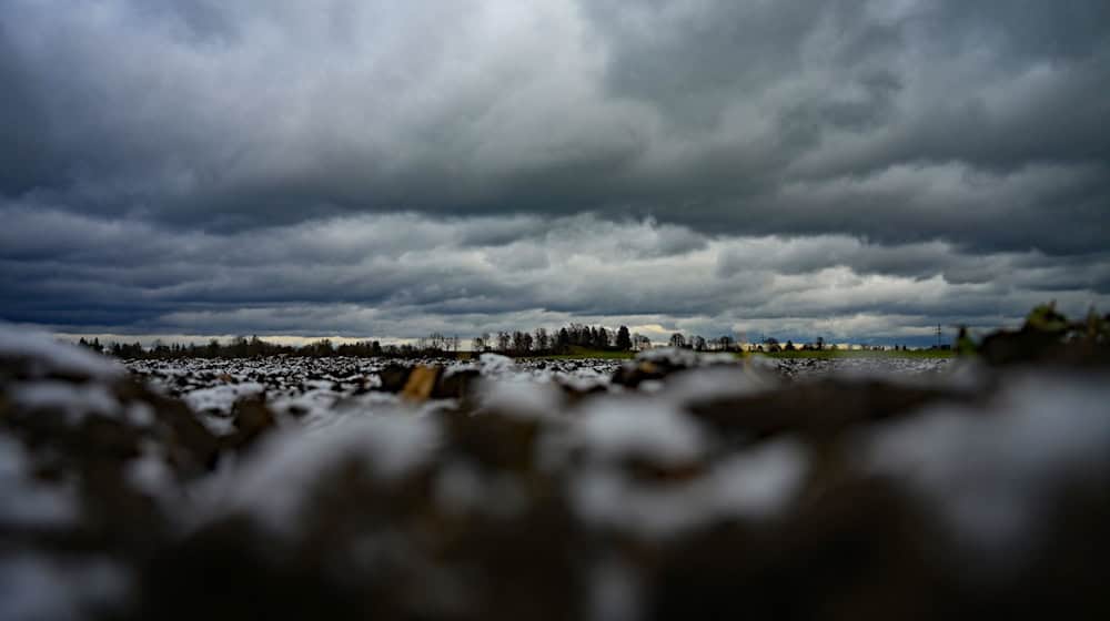 Nach verschneiten Tagen zeigt sich am Wochenende die Sonne. Doch nur von kurzer Dauer. / Foto: Malin Wunderlich/dpa