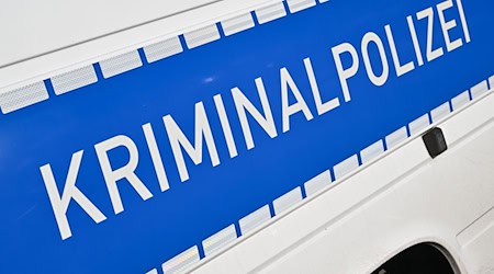 Zeugen können sich bei der Kriminalpolizei Würzburg melden. (Symbolbild) / Foto: Patrick Pleul/dpa