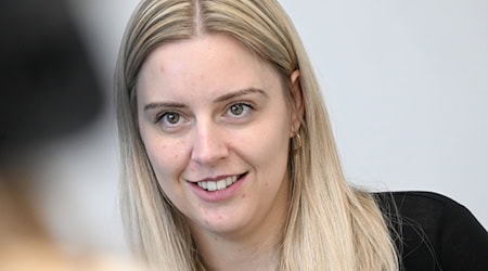 Michaela Benthaus will ins All starten. (Archivbild) / Foto: Felix Hörhager/dpa