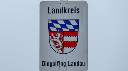 Mutmaßliches Anschlagsziel war ein Weihnachtsmarkt im Raum Dingolfing.  / Foto: Armin Weigel/dpa