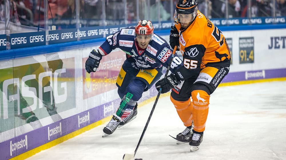 Button (r) verlängert in Augsburg. (Archivbild) / Foto: Andreas Gora/dpa