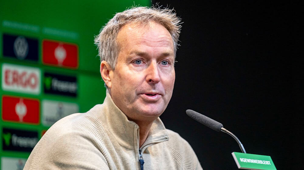 Kasper Hjulmand ist unbeeindruckt vom Wagner-Aus bei Augsburg.  / Foto: David Inderlied/dpa