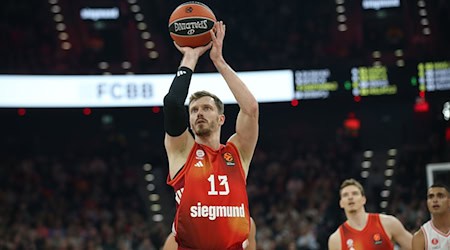 Europameister Andreas Obst kassierte mit den Bayern-Basketballern in der Euroleague die nächste Niederlage. / Foto: Matthias Stickel/dpa