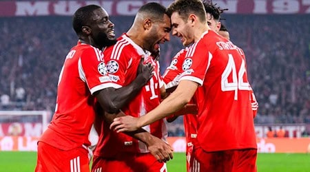 Verlängert er? Die Zukunft von Upamecano (l) ist offen. (Archivbild) / Foto: Tom Weller/dpa