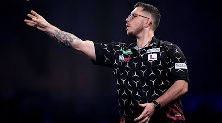 Konnte bei seinem Debüt nicht überzeugen: Lukas Wenig. / Foto: John Walton/PA Wire/dpa