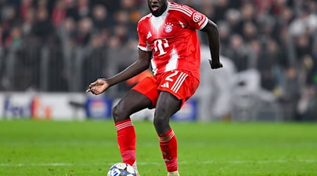 Verlängern beim FC Bayern oder ablösefrei wechseln: Dayot Upamacano. (Archivbild) / Foto: Sven Hoppe/dpa