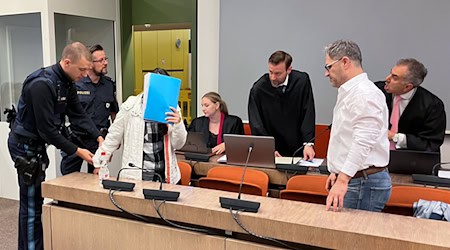 Ursprünglich hatte die Angeklagte sich im Prozess äußern wollen. (Archivbild) / Foto: Britta Schultejans/dpa