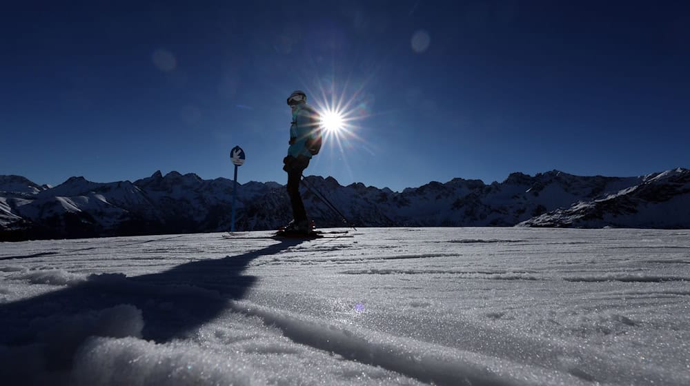 In den Alpen soll sich am Wochenende auch die Sonne blicken lassen. (Archivbild)  / Foto: Karl-Josef Hildenbrand/dpa