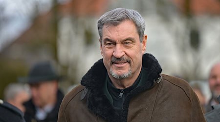 CSU-Chef Markus Söder bekräftigt, die Union wolle keine Anträge ohne eigene Mehrheit verabschieden und sich nicht auf AfD-Stimmen verlassen müssen.  / Foto: Malin Wunderlich/dpa