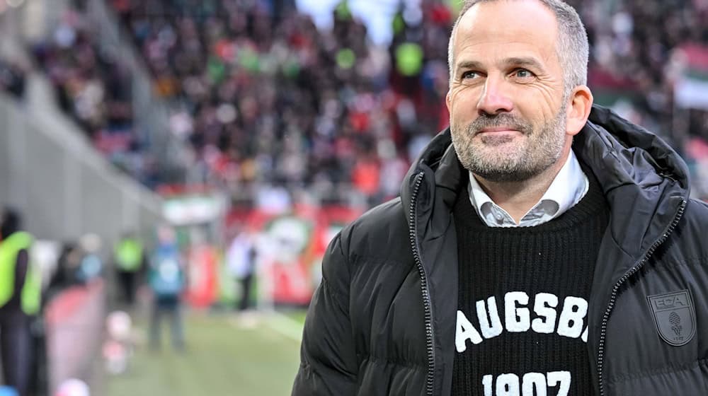 Manuel Baum bleibt Trainer beim FC Augsburg. (Archivbild) / Foto: Harry Langer/dpa