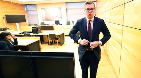 Nach Ansicht des AfD-Politikers sollte das Verfahren eingestellt werden. (Archivbild)  / Foto: Karl-Josef Hildenbrand/dpa