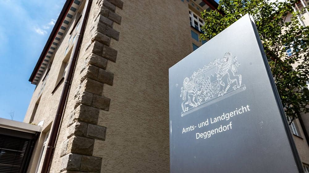 Das sogenannte Maibaumverfahren ist nun rechtskräftig abgeschlossen. (Symbolbild) / Foto: Armin Weigel/dpa