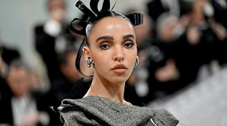 Die Musikerin FKA Twigs wird mit dem renommierten Aenne-Burda-Award geehrt. (Archivbild)  / Foto: Evan Agostini/Invision/AP/dpa