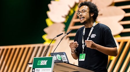 Entschuldigte sich nach dem umstrittenen Video: Grüne-Jugend-Chef Luis Bobga. (Archivbild) / Foto: Michael Matthey/dpa