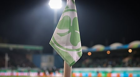 Greuther Fürth hat einen ersten Winterzugang bekanntgegeben. (Archivbild)  / Foto: Daniel Karmann/dpa