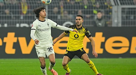 Mit Wael Mohya (l) verknüpft Borussia Mönchengladbach große Hoffnungen. (Archivbild) / Foto: Bernd Thissen/dpa