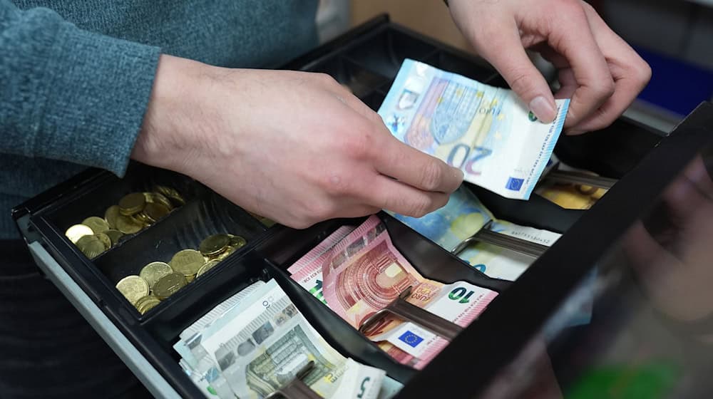 Die Inflation in Bayern ist auf den niedrigsten Wert seit Februar 2021 gefallen. (Symbolbild) / Foto: Marcus Brandt/dpa