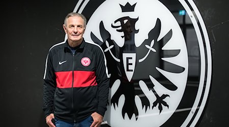 Eintracht-Legende Karl-Heinz Körbel. (Archivbild) / Foto: Andreas Arnold/dpa