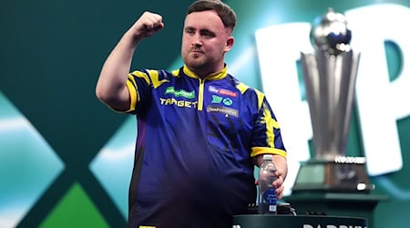 Luke Littler beim WM-Finale. / Foto: John Walton/PA Wire/dpa