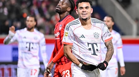 Bayern-Stürmer Luis Díaz ist nun auch unter die Sänger gegangen. (Archivbild) / Foto: Harry Langer/dpa