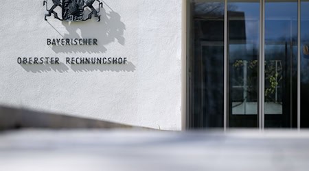 Der ORH will, dass der Freistaat nicht freiwillig zu viel für die Bahn zahlt. (Archivbild) / Foto: Sven Hoppe/dpa