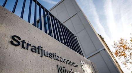 Die Staatsanwaltschaft geht von Mord aus Rache aus. (Symbolbild) / Foto: Daniel Karmann/dpa