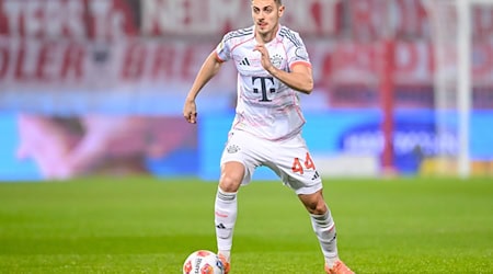 Fehlt dem FC Bayern erst einmal: Verteidiger Stanisic. (Archivbild) / Foto: Harry Langer/dpa