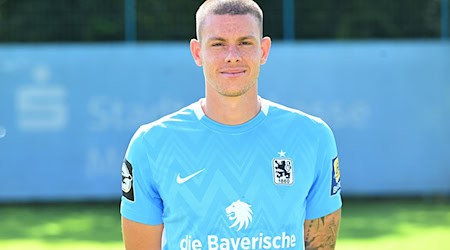 Max Reinthaler trifft spät für die «Löwen». (Archivbild) / Foto: Felix Hörhager/dpa