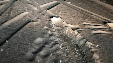 An manchen Schulen entfällt der Präsenzunterricht. / Foto: Stefan Puchner/dpa