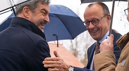 Vor einem Jahr strotzte die Union vor der Bundestagswahl noch nur so vor Selbstbewusstsein - inzwischen ist auch bei CDU und CSU die Stimmung gedämpfter. 2026 wird ein schwieriges Jahr für die Union mit großen Herausforderungen. (Archivbild) / Foto: Peter Kneffel/dpa