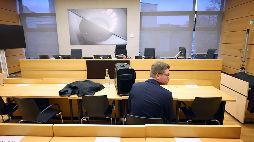 Nach Ansicht des AfD-Politikers sollte das Verfahren eingestellt werden. (Archivbild)  / Foto: Karl-Josef Hildenbrand/dpa