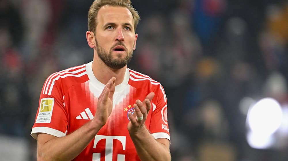 Harry Kane will mit dem FC Bayern eine Reaktion auf die Augsburg-Niederlage zeigen. / Foto: Peter Kneffel/dpa