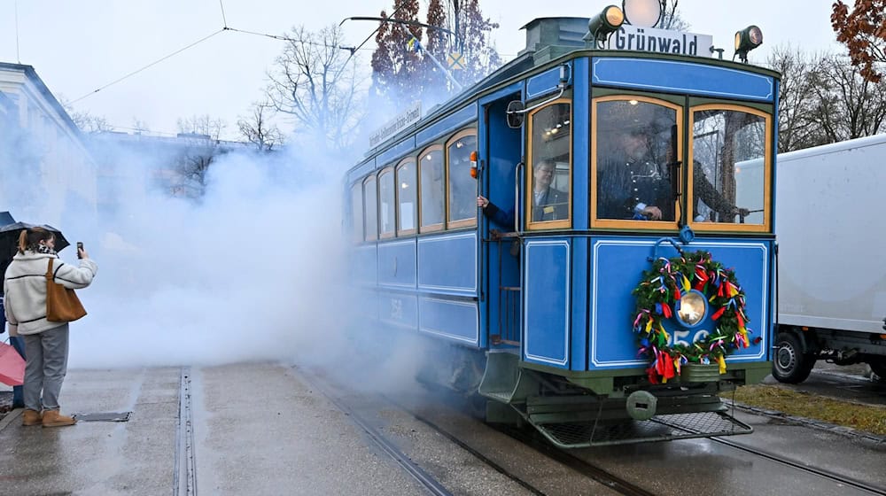 Seit eineinhalb Jahrhunderten rollt die Tram durch München.  / Foto: Peter Kneffel/dpa