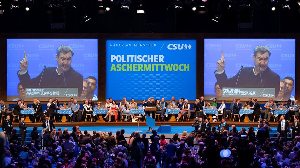 Die Dreiländerhalle in Passau ist nur eine von vielen Locations für Parteiveranstaltungen am Aschermittwoch. (Archivbild) / Foto: Sven Hoppe/dpa