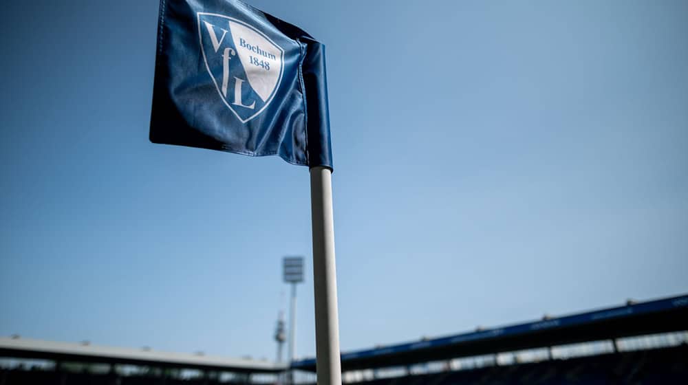 VfL Bochum hat einen Mittelfeldspieler vom FC Bayern München verpflichtet. (Archivbild) / Foto: Fabian Strauch/dpa