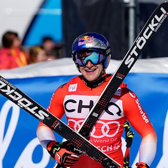 Marco Odermatt gewinnt die Weltcup-Abfahrt von Garmisch-Partenkirchen. / Foto: Giovanni Auletta/AP/dpa