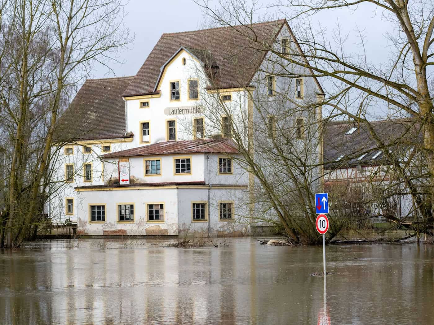 Nach den Hochwasserwarnungen zum Wochenanfang entspannt sich die Lage nun. (Archivbild) / Foto: Pia Bayer/dpa