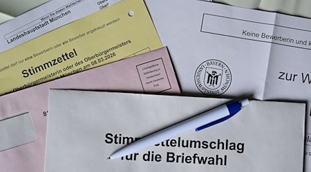 In der Gemeinde Bischberg im Landkreis Bamberg sind kurz vor der Kommunalwahl mit den Briefwahlunterlagen falsche Stimmzettel verschickt worden. (Symbolbild) / Foto: Sven Hoppe/dpa