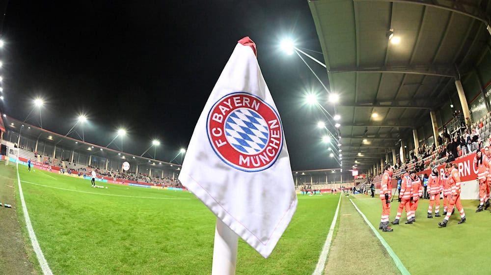 Der FC Bayern hat Nachwuchsspieler Licina nach Turin abgegeben. (Symbolbild) / Foto: Jens Niering/dpa