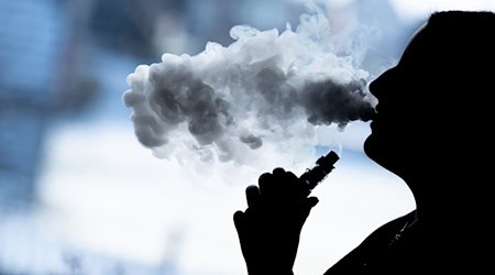 Das OLG Bamberg hat sich mit E-Zigaretten befasst. / Foto: Silas Stein/dpa