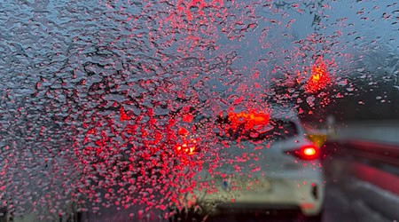 Es staut sich auf der A3. (Symbolbild) / Foto: Jan Woitas/dpa