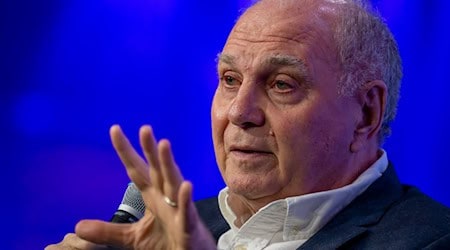 Uli Hoeneß hat über seine Zeit im Gefängnis erzählt. (Archivbild) / Foto: Peter Kneffel/dpa